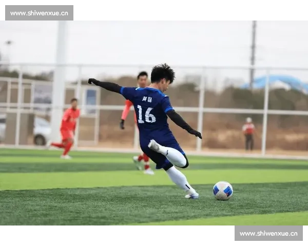 激烈对决足球半决赛燃情开赛 八强强者谁将脱颖而出成就梦想 - 副本 激烈对决足球半决赛燃情开赛 八强强者谁将脱颖而出成就梦想 - 副本